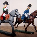 L'Empereur (en chasseur à cheval) et un aide de camp (transformation)